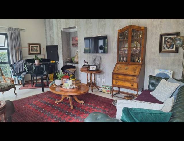 3 BEDROOM PROPERTY TO RENT IN MIDSTREAM RIDGE